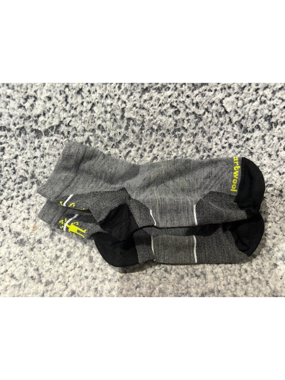 Smartwool Large Merino Wool Performance Ankle Socks Gray Black NWOT
